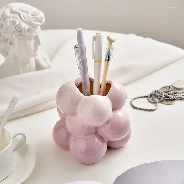 Garrafas de armazenamento Creme Creme estilo uva forma de cerâmica portador de caneta decoração moderna desktop ornamentos