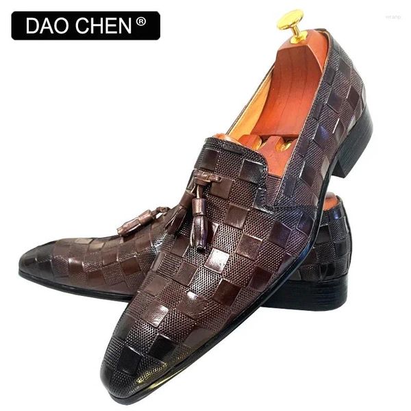 Sapatos casuais mocassins masculinos de luxo Macaron Black Color Slip On Man Dress Shoe Office Wedding Breathable Leather Men