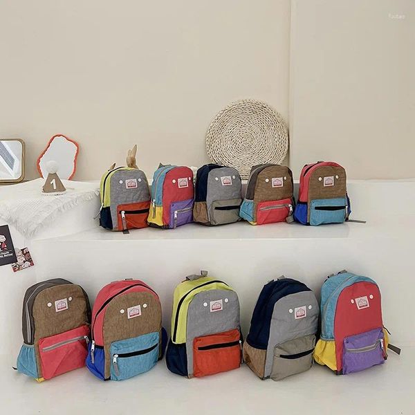 Backpack 2024 Trend Childrend Korean Version School Bag estudantes meninos e meninas Bolsas de jardim de infância de grande capacidade