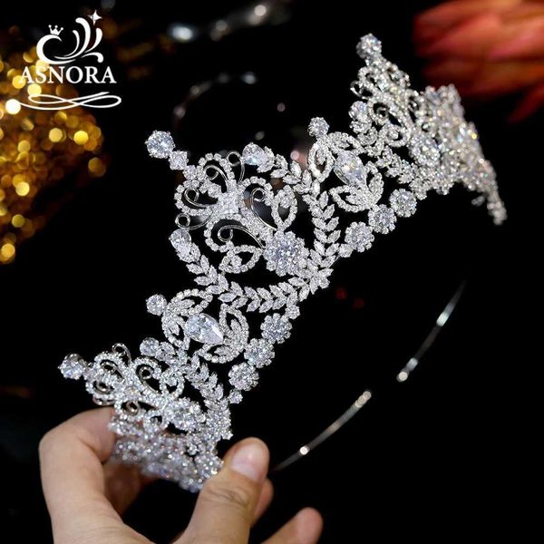 Düğün Saç Takıları Avrupa Düğün Saç Aksesuarları Gümüş Renk Kristal Taç Kraliçe Balo Diadem Tiara Takı Tren Gelin Saç Süsleri Headdress L46