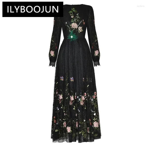 Abiti casual Ilyboojun Summer Designer Designer Dress Women Flowers ricamo perle Lace-up o collo ad alta vita Temperamento maxi