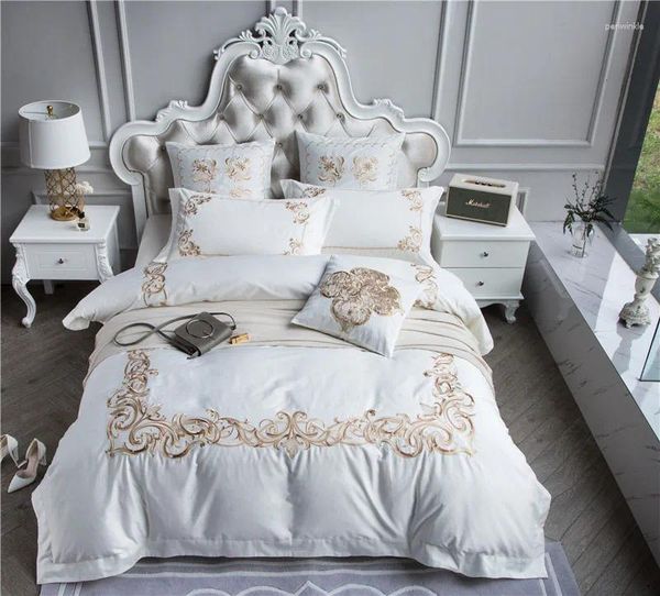 Bedding Sets 2024 Golden Borderyer Setting Linen Cover Capas Casamento Adulto Europa Estilo Branco Casa Têxtil Têxtil