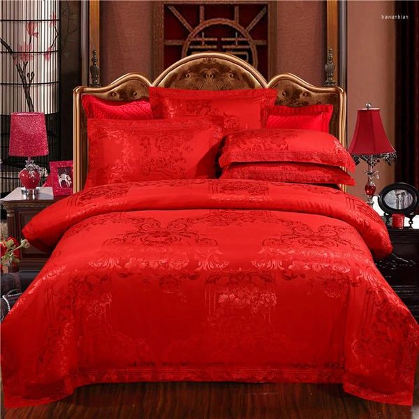 Set di biancheria da letto Set di copertura trapunta da 1,8 m di copertura per trapunta da letto rosso in cotone a quattro pezzi.