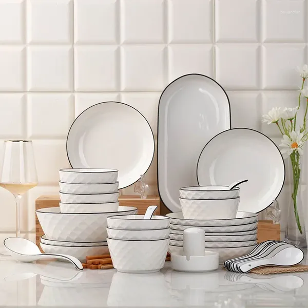 Tigelas que vendem mais recente doméstico 10 pessoas tigela de jantar japonês conjunto de tableware de tabela placas de porcelana pratos de sopa cerâmica