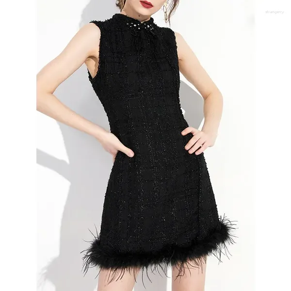 Lässige Kleider hochwertige schwarze kleine kleine Duftkleid weibliche Sommer Fashion Chic Luxus glänzend Party Feder Tweed ärmellose Mini Frauen