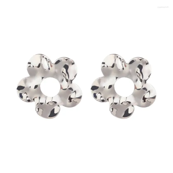 Brincos de garanhão Estética Irregularidade Bling Silver Flower Llight Women Girls Jewelry Acessórios