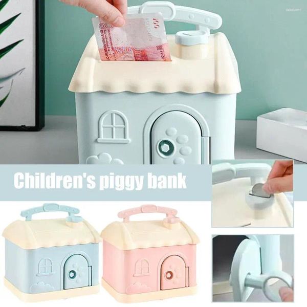 Aufbewahrung Flaschen niedliche Schweinehackbank Anime Cartoon Square Money Boxen mit Schloss und Schlüssel für Notizen Kinder Weihnachtsgeschenk zufällige Aufkleber L6D5