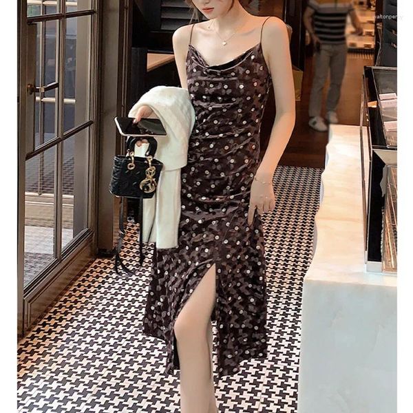 Abiti casual Spring Autumn Autunno Polka Dot Stampa di velluto Abito Midi Donne senza maniche Slip All-Match Slip Asimmetrica Chic Vestidos