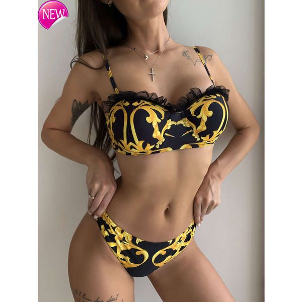 2024 Neue Modedesigner sexy Bikini Sets billige Frauen für Frauen Spitze Ruffen gekräuseltes Schub-up-Badeanzug weiblicher zweiwertiger Set Bra Cup Badeanzug