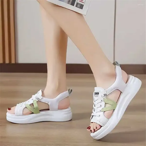 Pantofole che aprono strisce di punta graziose donne sandali sandali scarpe da donna e sneaker sport quotidiani snackers