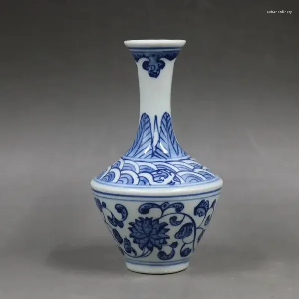 Vasen Chinese Qing Blue -and White Porzellan Lotus Muster Vase