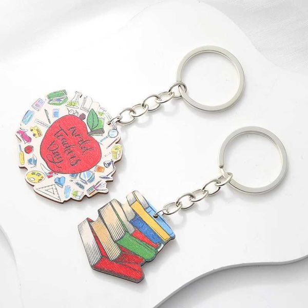 Keychains Bedanyards Wooden Book Lápis Globo Apple Apple Key Rings For Mull Men Men Day Day Gift Bolsa Jóias de Decoração Q240403