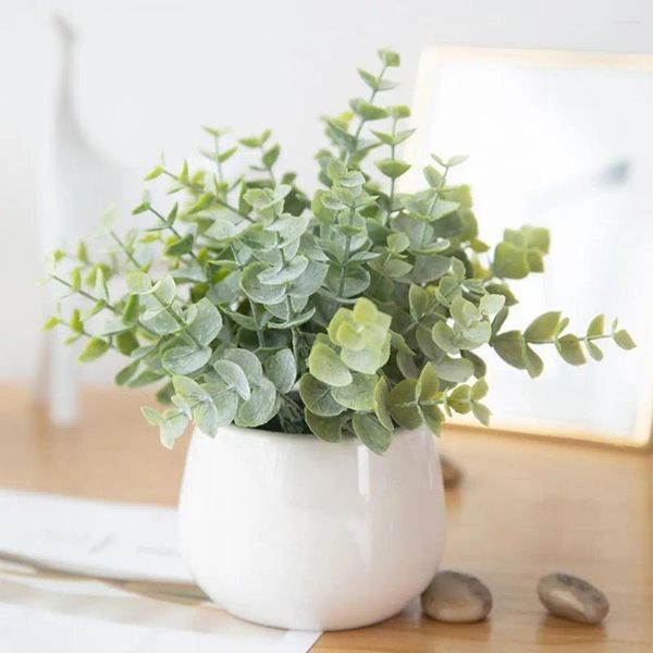 Flores decorativas plástico de alta qualidade de planta verde de bomte de bomte de bombas de planta de bombas de flores em vasos de flores falsas realistas para o cargo