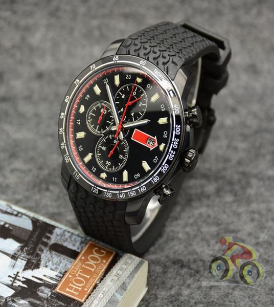 48mm Quarz Chronograph Datum Herren Uhren Watch Edelstahlhülle mit einem schwarzen Reifenmantelgummi -Gummi -Lumineszenzhände und Y03008601