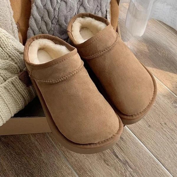 Botas mulheres neve quente 2024 inverno grosso sapatos de algodão lã lã confortável esportes casuais casuais esportivos externos confortáveis chinelos lisos lisos