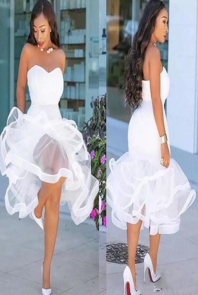 Sereia branca 2021 vestidos de noiva curto comprimento de chá sweetheart babados mais tamanho vestido de cocktail de verão praia boho go6160409