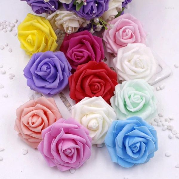 Dekorative Blumen 100 PCs/Los 6 cm handgefertigt PE Foam Künstliche Rosenkopf DIY für Hochzeitsheim Festival Dekorationen Blume Blume