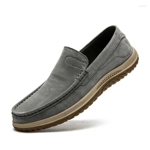 Sıradan ayakkabılar moda ilk katman domuz derisi erkek nefes alabilen rahat eğlence loafers hombre açık slip-on sürüş foorwear
