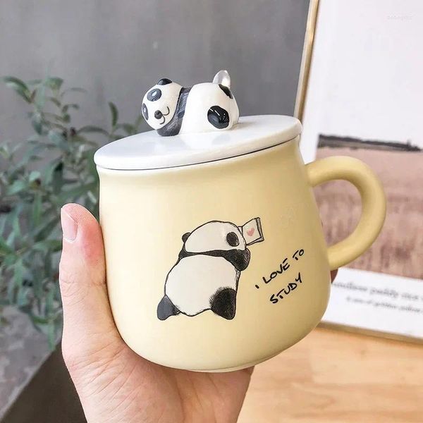 Кружки 3D Cartoon Panda Mug с ложкой керамической чашкой кофейной посуды Оригинальные чашки милые и разные