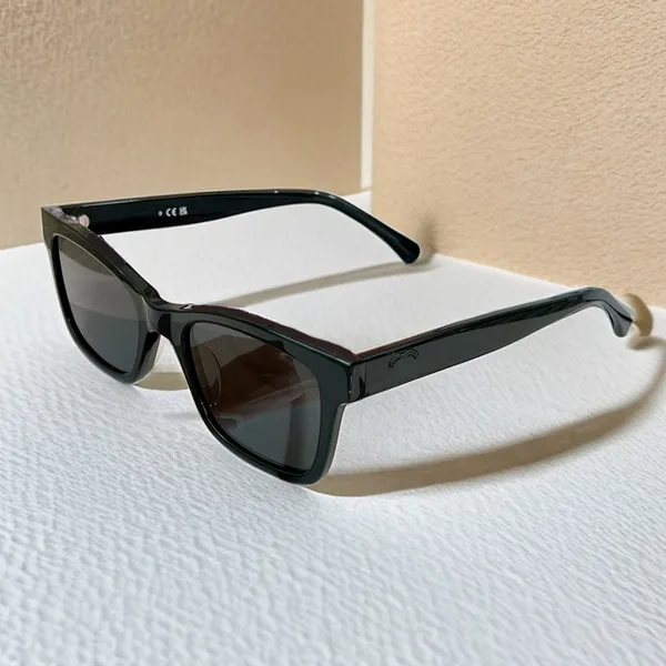A091 Luxusmarke Sonnenbrille Frauen Square UV Sonnenbrille Acetat Fashion Black Classic Retro Myopic Rezept Augenrahmen