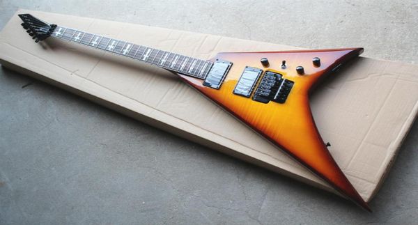 Factory Custom 24 Frets Tremolo Bridge Guitar Guitar com Hardware Blackflame Maple Veneercan ser personalizado6842944