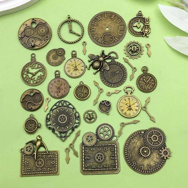 Charms aleatórios de 31pcs liga antiga esqueleto de bronze steampunk relógio de face engrenagem de face para colar jóias de colar de braceletes diy fabricação