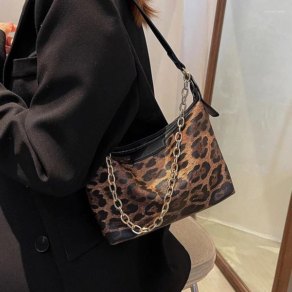 Bolsas de ombro Nicho Design Autumn Retro Bag 2024 Feminino de moda de leopardo de leopardo Largura de bolinho: 22cm