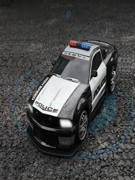 112 RC Police Sports Car Toy 24 ГГц Ультрастастальный радиоконтролируемая полиция Heat Chase Полиция, преследующая Drift Patrol автомобиль, прошивающая Lights5881678