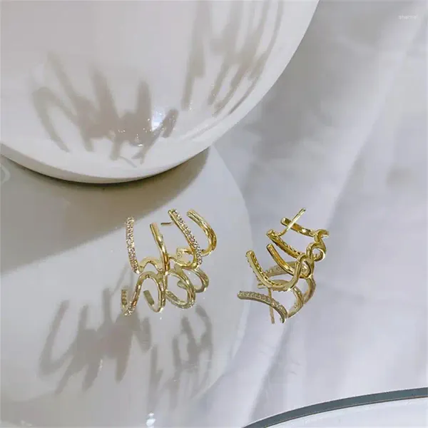 Saplama küpeler çok yönlü basit ve göz alıcı altın benzersiz tasarım kulak klip küpe u şekilli dört sıra
