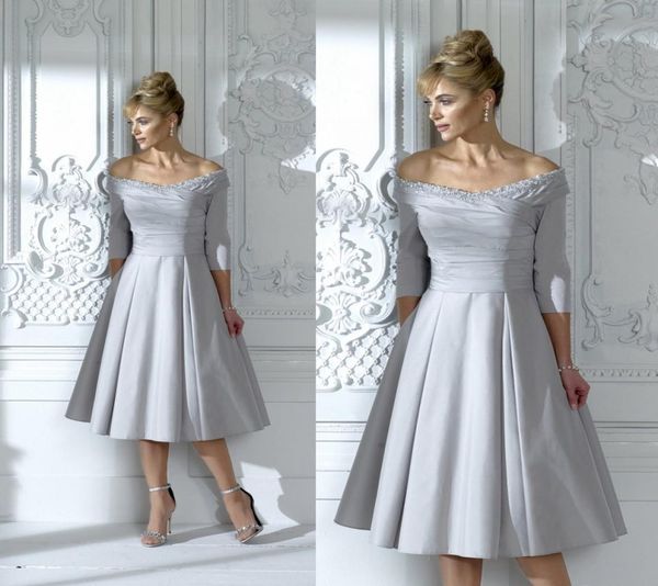 2020 Silver Mother of the Bride Dresses in pizzo Perline Tè Lunghezza da spalla Abito ospite per spicco per sposo serale formale GO6610240