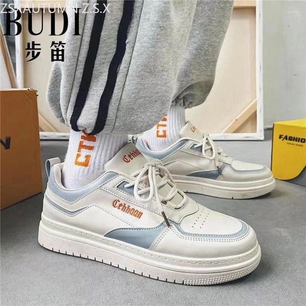 Scarpe casual 2024 Sneakers maschili Piattaforma in pelle per camminare da pinguano da tennis da tennis Student Sports Sports Flat Vulcanizzato