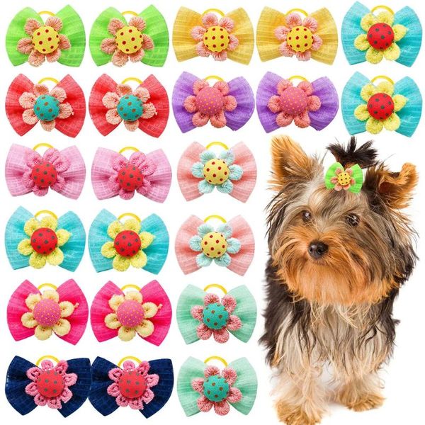 Hundekleidung 10pcs Bowknot Pet Puppy Haardekoration Bogen Sonnenblumengummi -Gummiband und Katzen Großhandel Bräutzecessoires