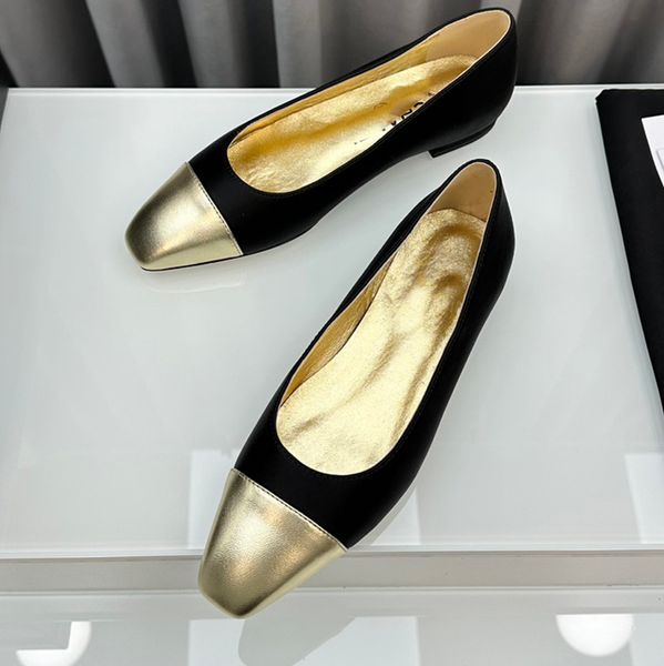 Slingbacks Designer Designer Dress Shoes Shoe Sandals piatto di tallone piatto Mary Jane scarpe da balletto in contrasto