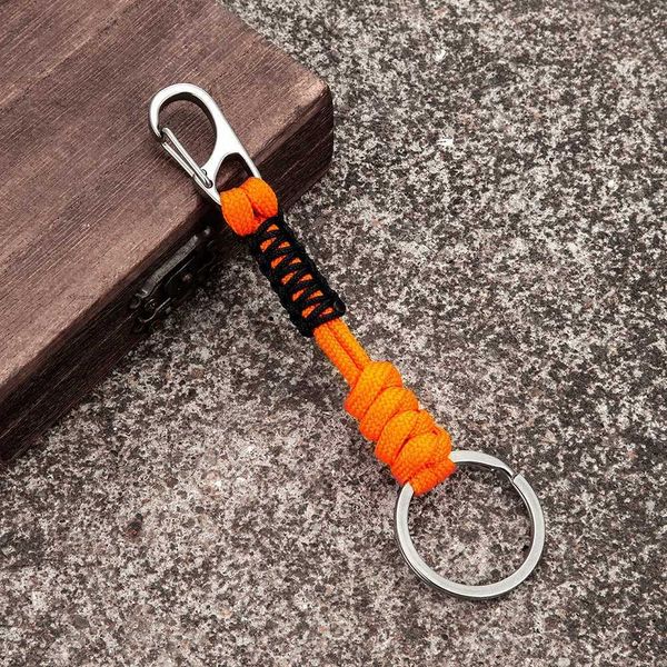 Keychains Lanyards Mkendn Doppelkette Schlüsselbund Herren handgefertigtes Weben im Freien im Freien Klettern Dach Seil Seil Schlangenknoten Notfall -Metallschlüssel Q240403