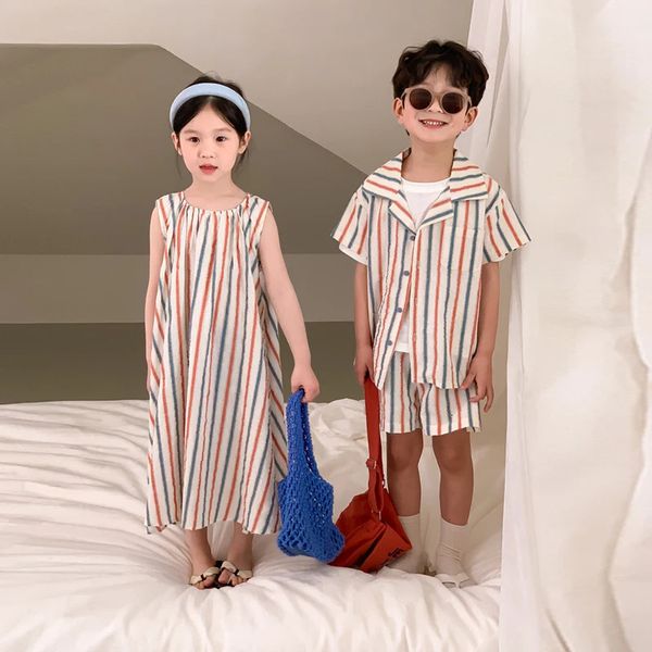 Bruder Schwester Sommer Striped Boy Kleidung Set Girl Kleider koreanische Familie passende Outfits Geschwister Look 240327
