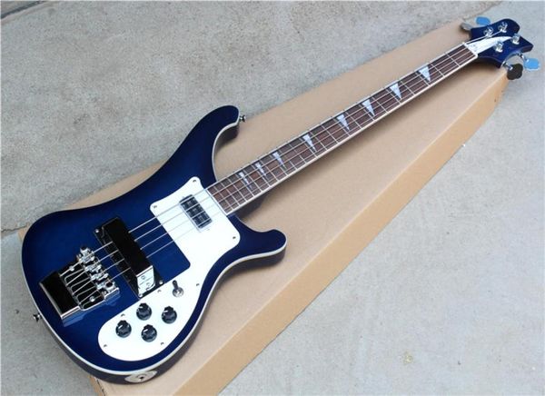 Заводская индивидуальная темно -синяя электрическая басовая гитара с белым пикгардрозевудным изгибом, привязанным корпусом и шейным цветом Camestion1159719