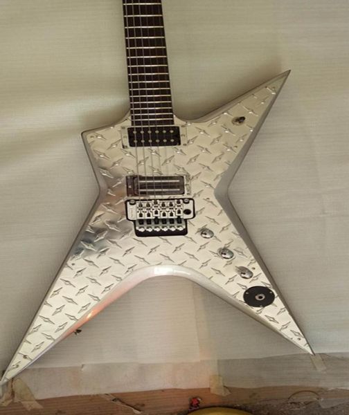 Custom Wash Diamond Plate Stealth USA E -Gitarre Dime 3 Tremolo Bridge China Gitarren 9029036 gemacht