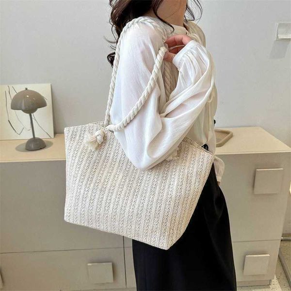 Daily Wear Beach Bags große Kapazität gewebte Tasche Sommertasche Koreanische Ausgabe Personalisierte Gras -Achsel -Schulter