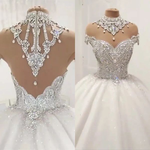 Abiti abiti da spalla di lusso abiti da sposa abiti a bordo trasparente maniche di tulle in cristallo diamante in perline per taglio taglie forti principessa puffy su misura brida