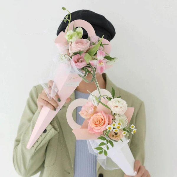 Hediye Sargısı 5 PCS DIY Çiçek Kutusu Saplama Malzemeleri ile Aşk şekli Sevgililer Günü Yaratıcı Asimetrik İçi Boş Çiçek Dekoru