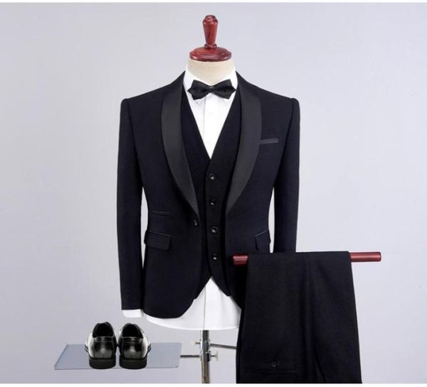 Abiti da sposa nera su misura per uomini a scialle di raso slim fit Burgundy Blazer Royal Blue Groom Groom Smoking Outfit 3Pie8113468