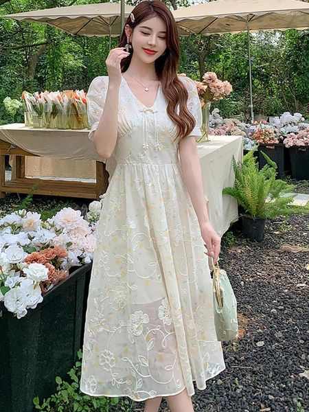 Vestidos de festa elegantes e bonitos Moda de verão Floral Bordado Chique Vestido de borla 2024 Senhoras para ocasiões especiais