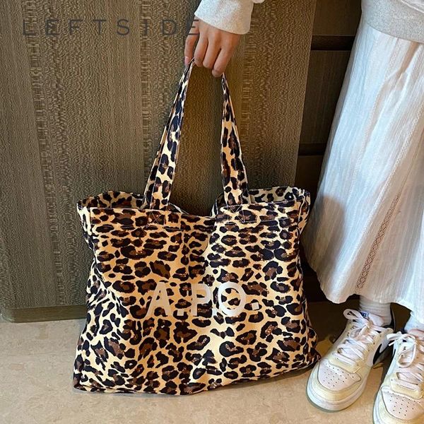 Akşam çantaları seksi leopar tasarımı 2024 büyük Kore moda alışverişi kadınlar için alışveriş çanta omuz çantası büyük kapasiteli tote