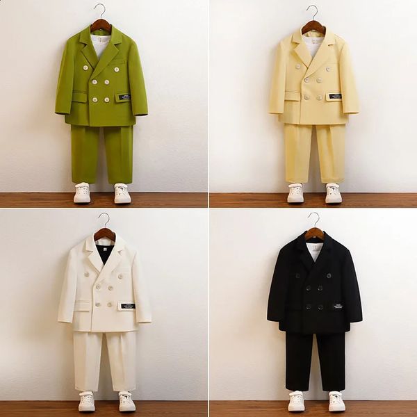 CHIEDRENS primavera estate set coreano set boy fashion wedding performance abbigliamento pografia abiti per pantaloni blazer 240328