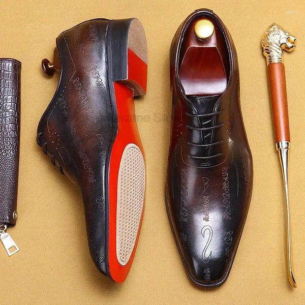 Scarpe per abiti da uomo di alta qualità Oxford Black Brown Guida vera pelle intaglio di lusso intagliato Up Business Office Point Tip Shoes for Uomini