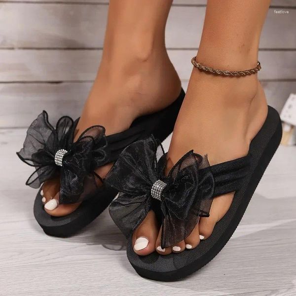 Sandalen Frauen verbeugen Sommer Slipper Indoor Outdoor Strandschuhe Frauen Flip Flops auf der Plattformrutsche Schose