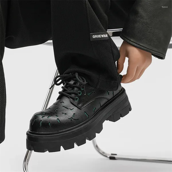 Lässige Schuhe Britische Männer Oxfords Kleider Designer Metall Plattform Leder Luxus Schnürfleisch -Ladung Geschäft