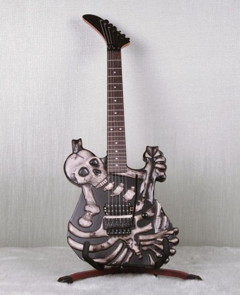 Hand geschnitzt J Frog George Lynch Skull und Knochen E -Gitarre Vollschwimmende echte Floyd Rose Tremolo Ebony Fingerboard Korea4814306