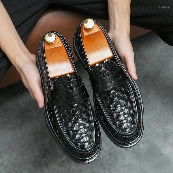 Повседневная обувь Черная и коричневая тканая лента