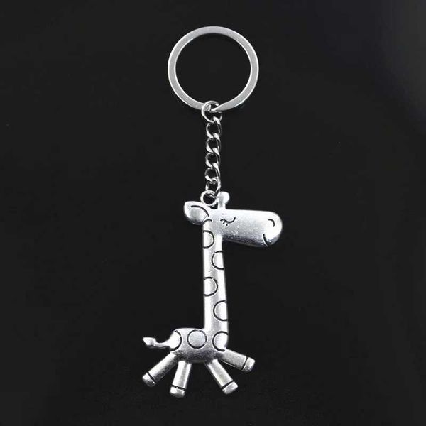 Keychains Lanyards New Keychain 66x36mm Lauf Giraffe Bronze Silber Anhänger Diy Herren Auto Armband Schmuck Geschenk Q240403